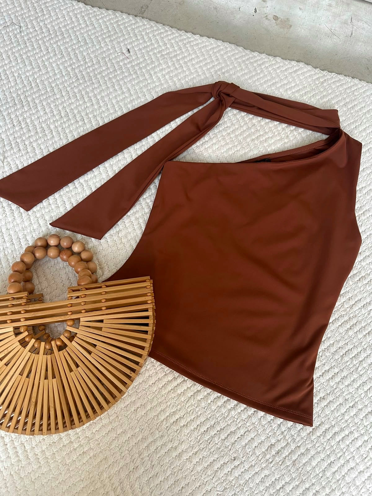 Blusa Asimétrica Corbatín Shedron