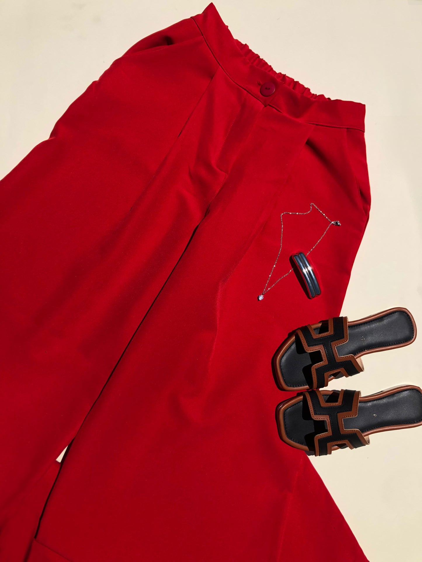 Pantalón Recto Media Pinza Rojo