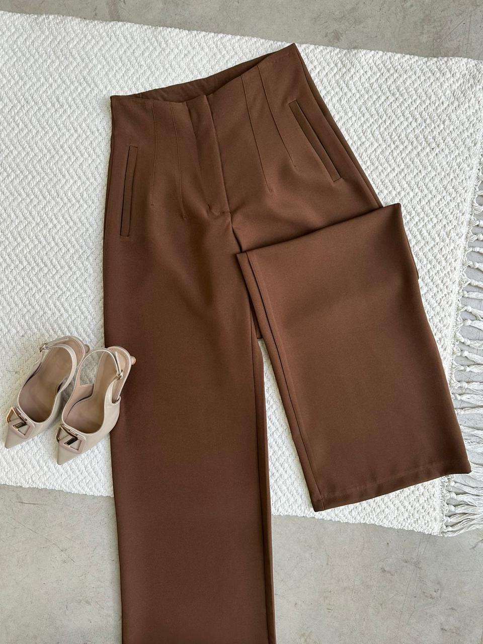 Pantalón Tiro Alto Pinzas Cocoa