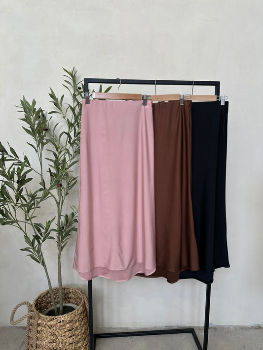 Falda Midi Satinada Stretch Rosa
