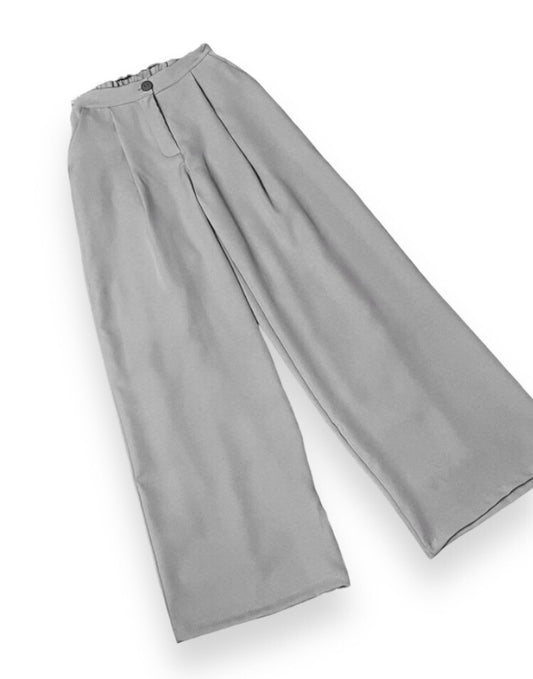 Pantalón Recto Media Pinza Gris