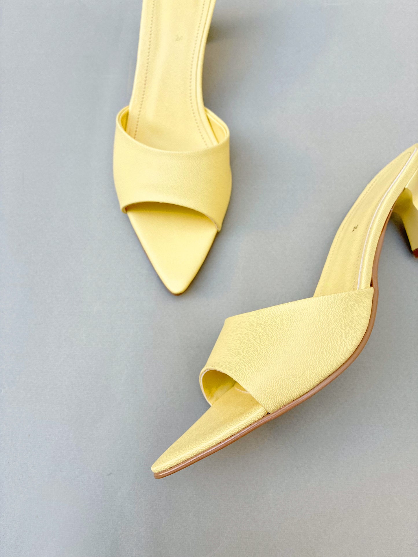 Tacones Las Vegas Banana